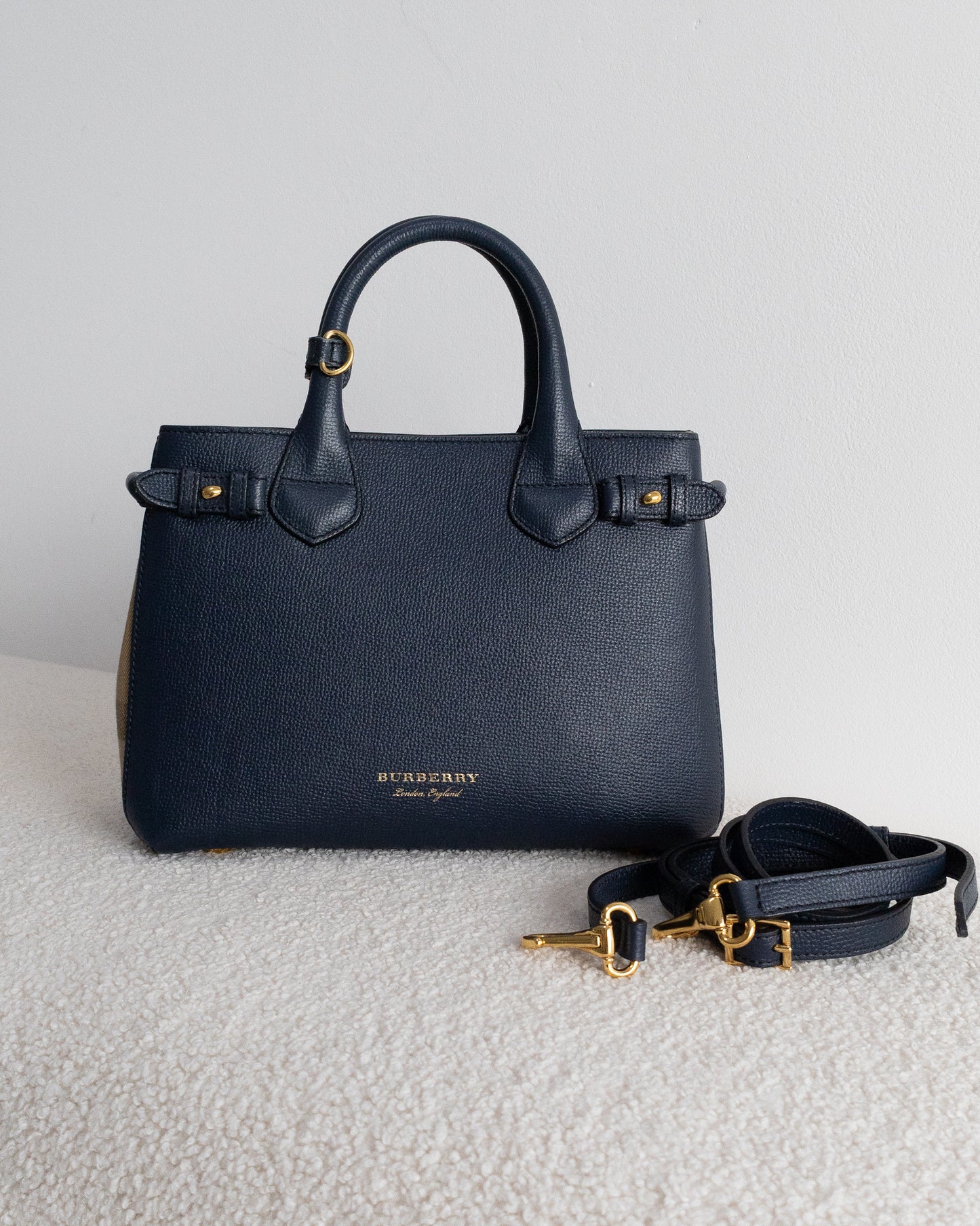 BURBERRY Banner Small