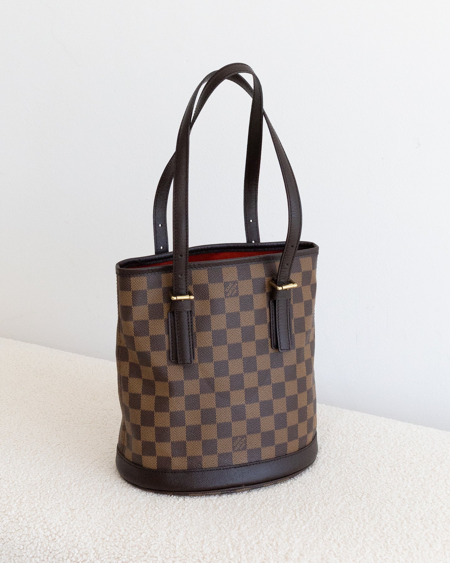 LOUIS VUITTON Marais Bucket