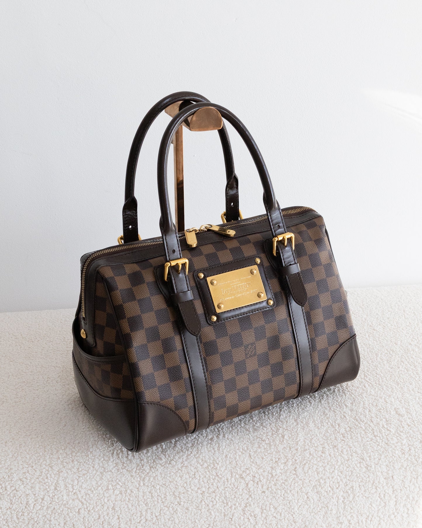 LOUIS VUITTON Bekerly