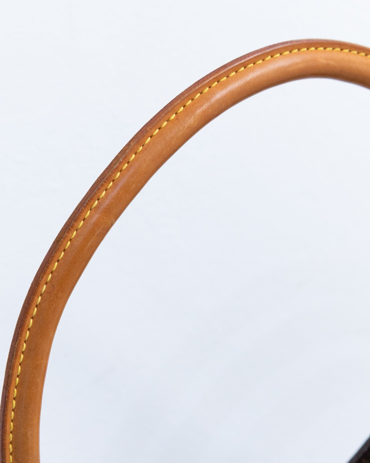 LOUIS VUITTON Looping