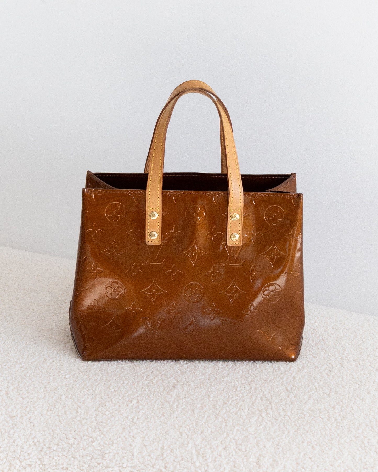 LOUIS VUITTON Reade PM