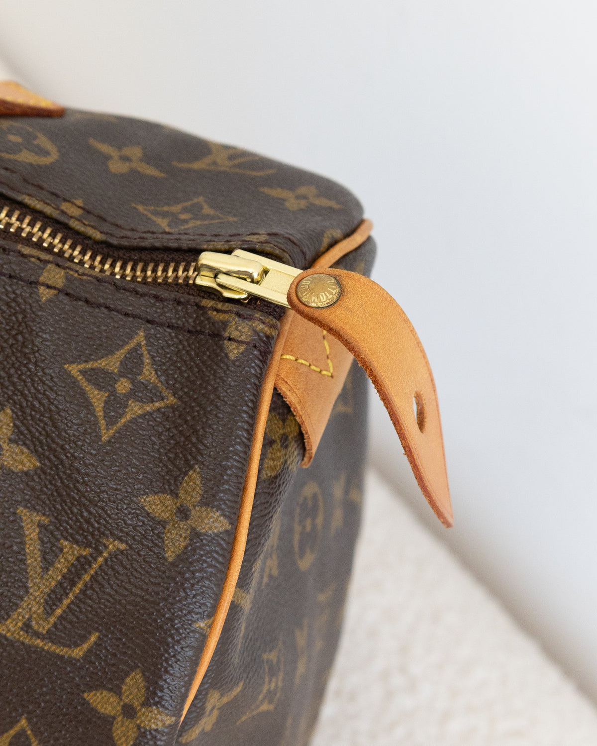 LOUIS VUITTON Speedy 30