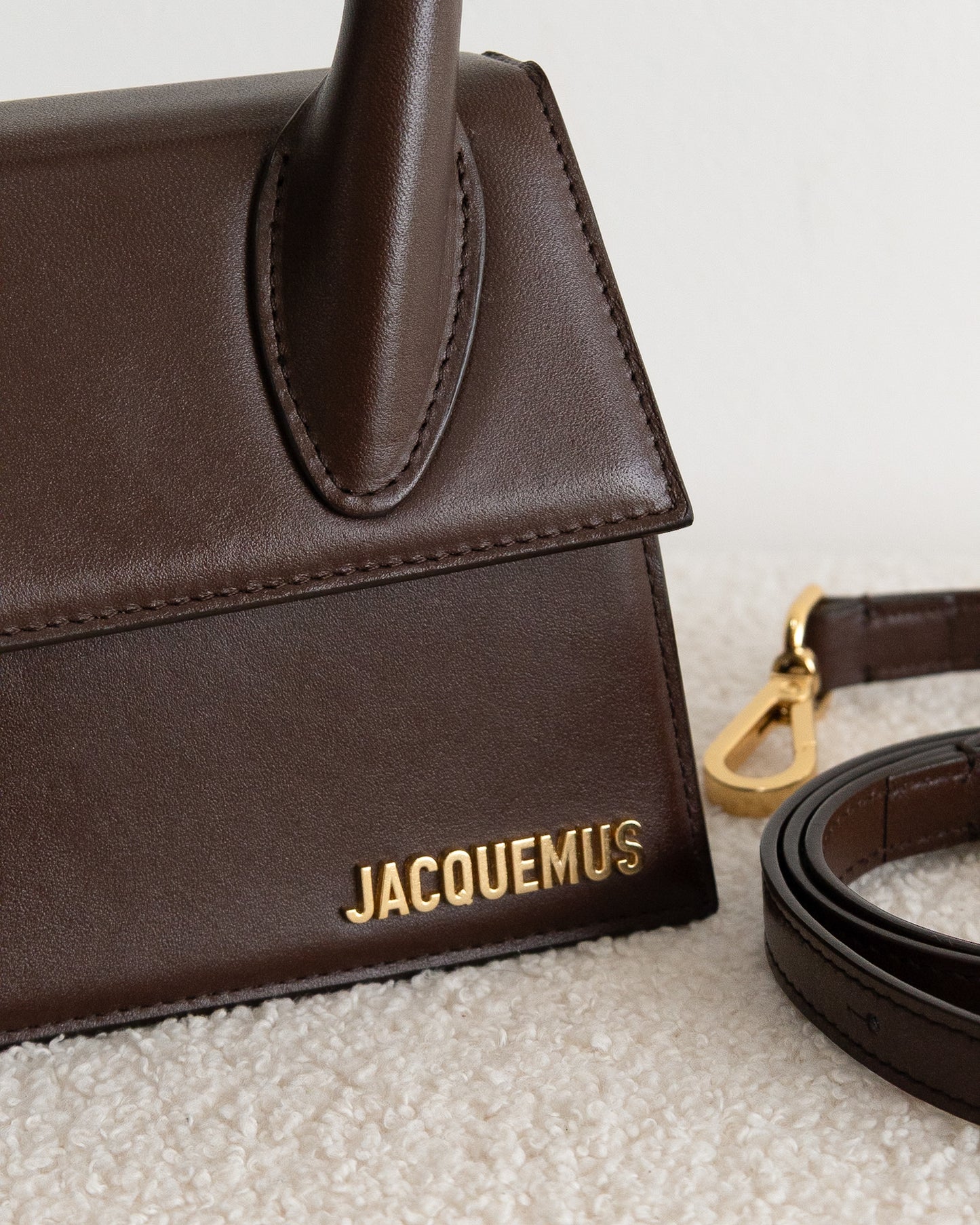 JACQUEMUS Le Chiquito Médium