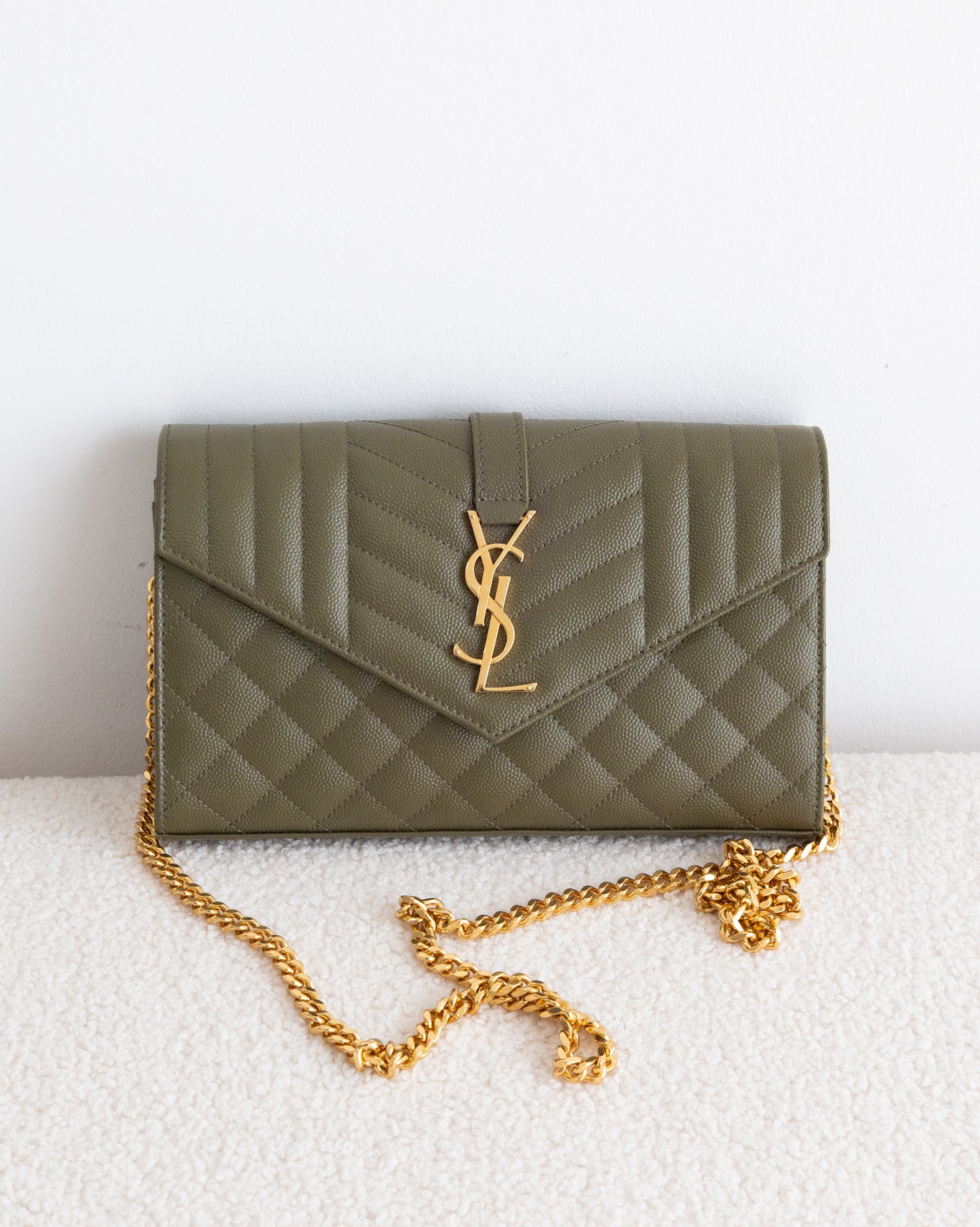 SAINT LAURENT Cassandre WOC