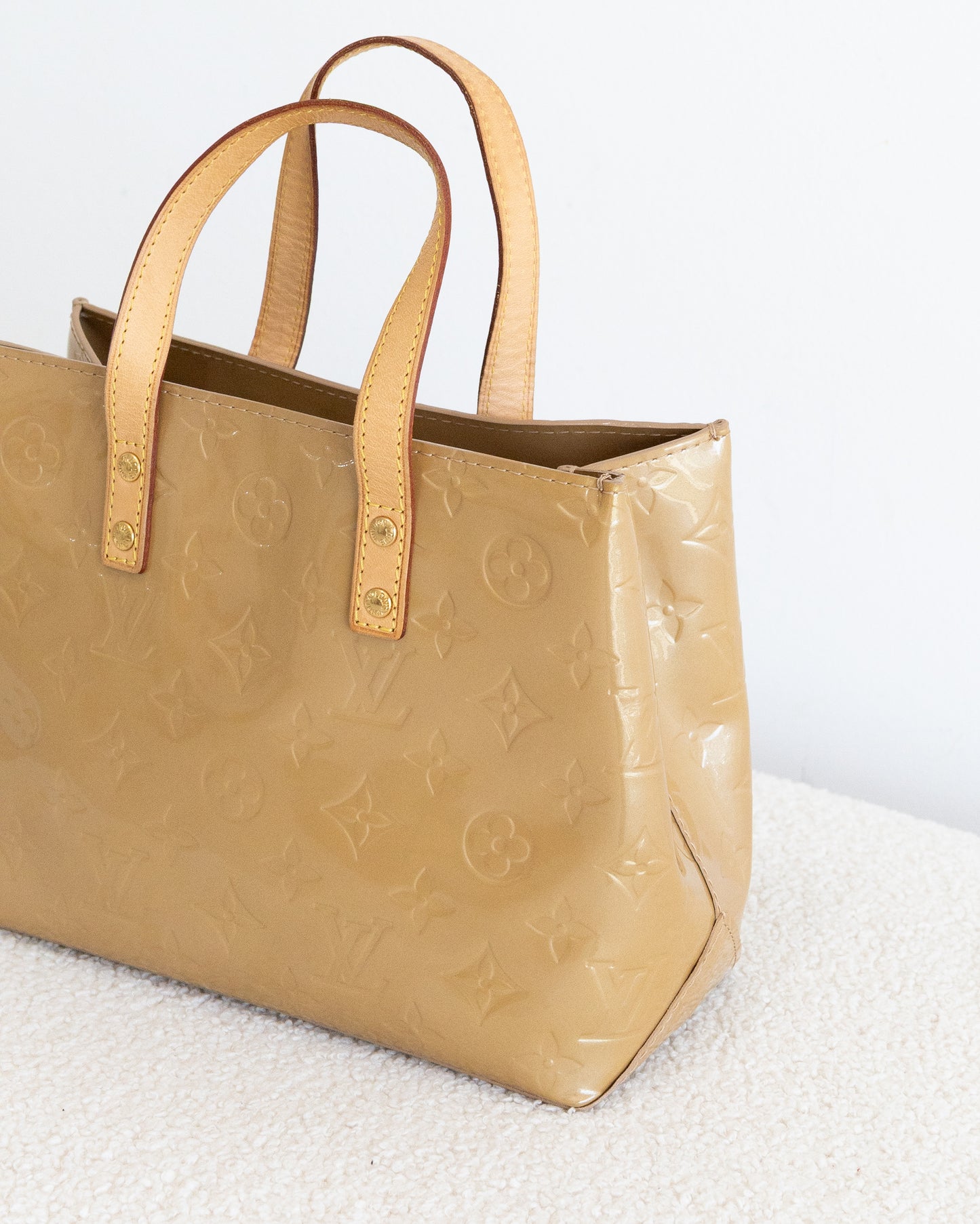 LOUIS VUITTON Reade PM