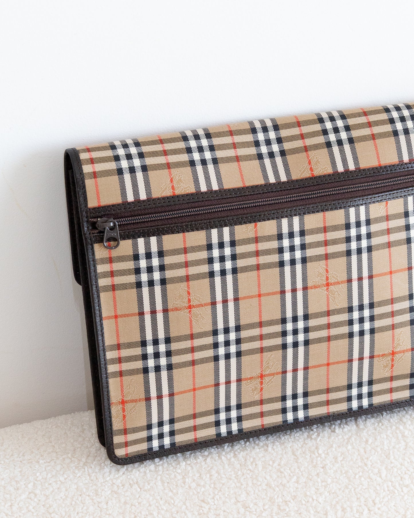 BURBERRY Envelope Clutch