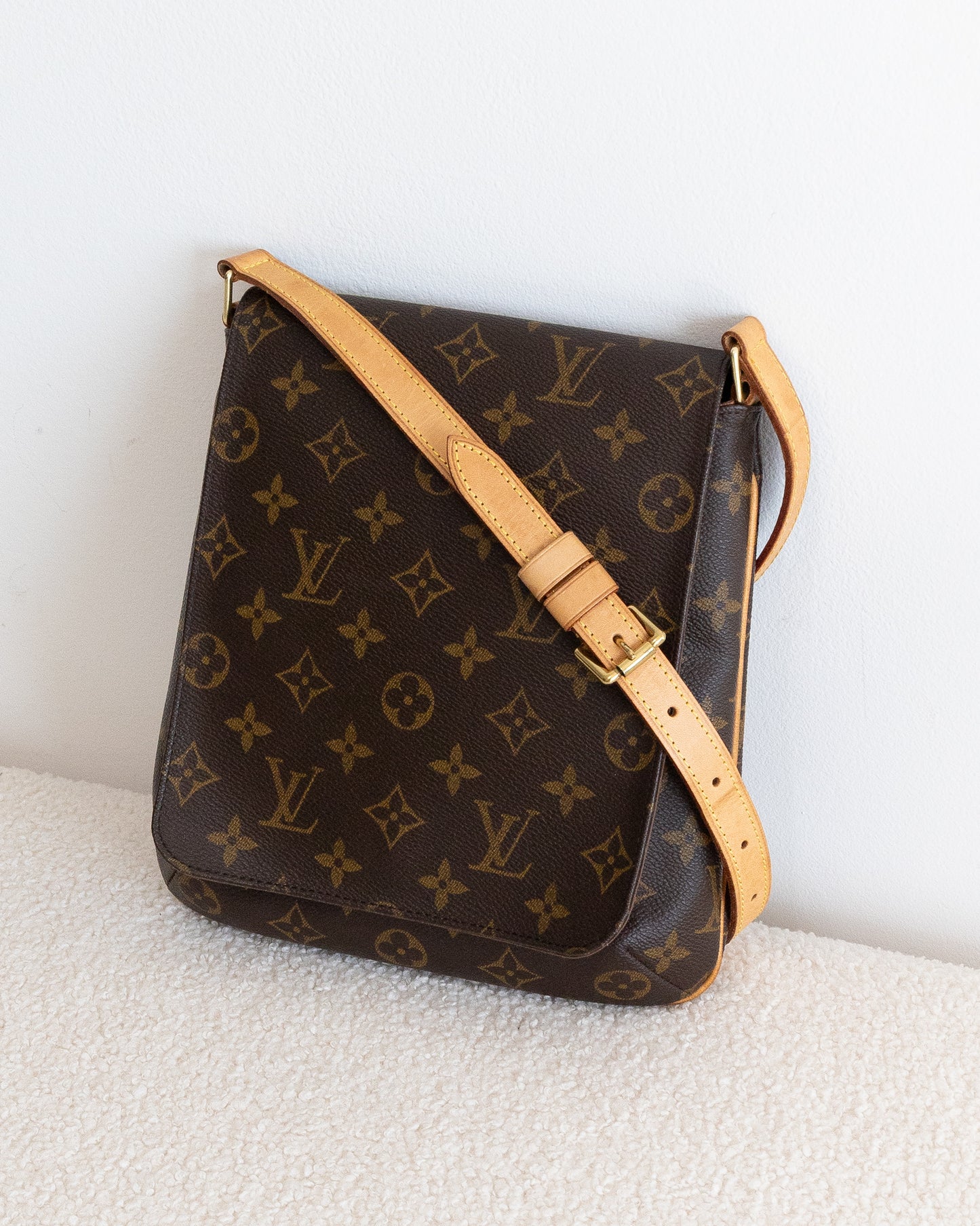 LOUIS VUITTON Musette Salsa PM