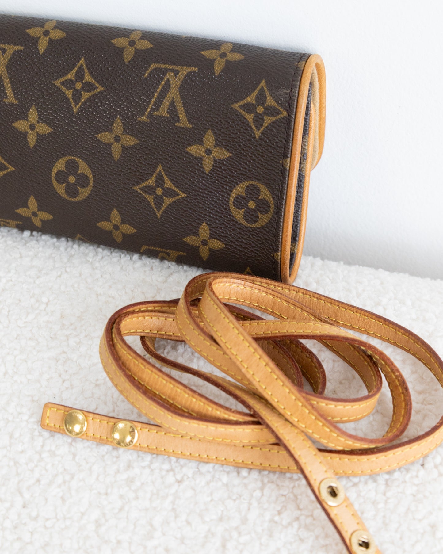 LOUIS VUITTON Twin Pochette