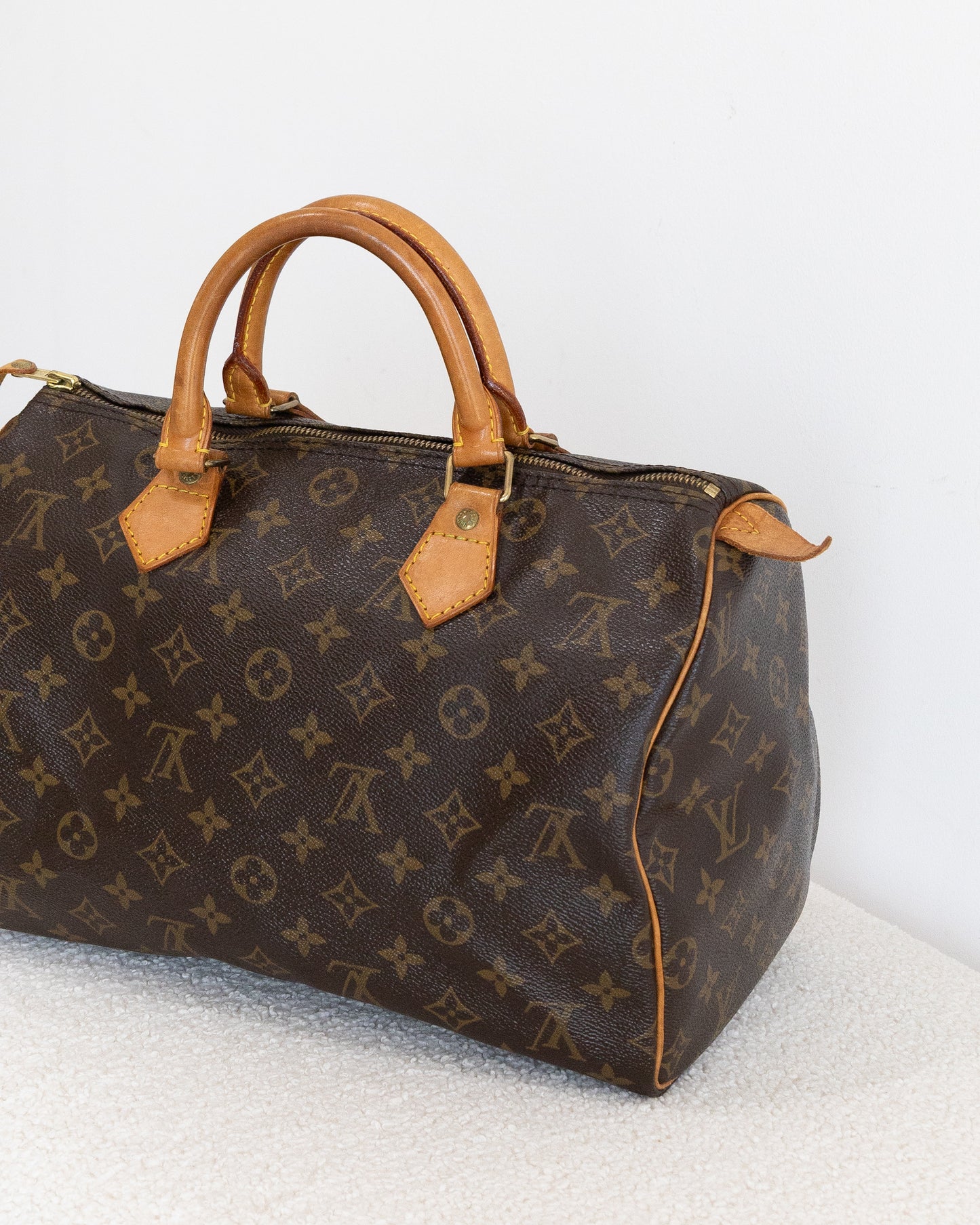 LOUIS VUITTON Speedy 30