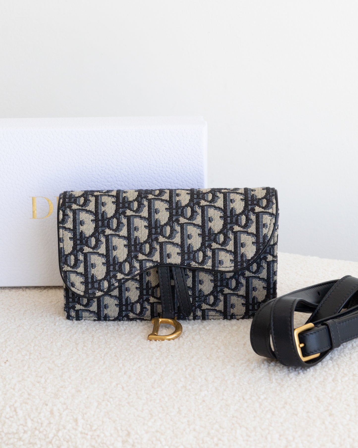 CHRISTIAN DIOR Saddle Belt Bag