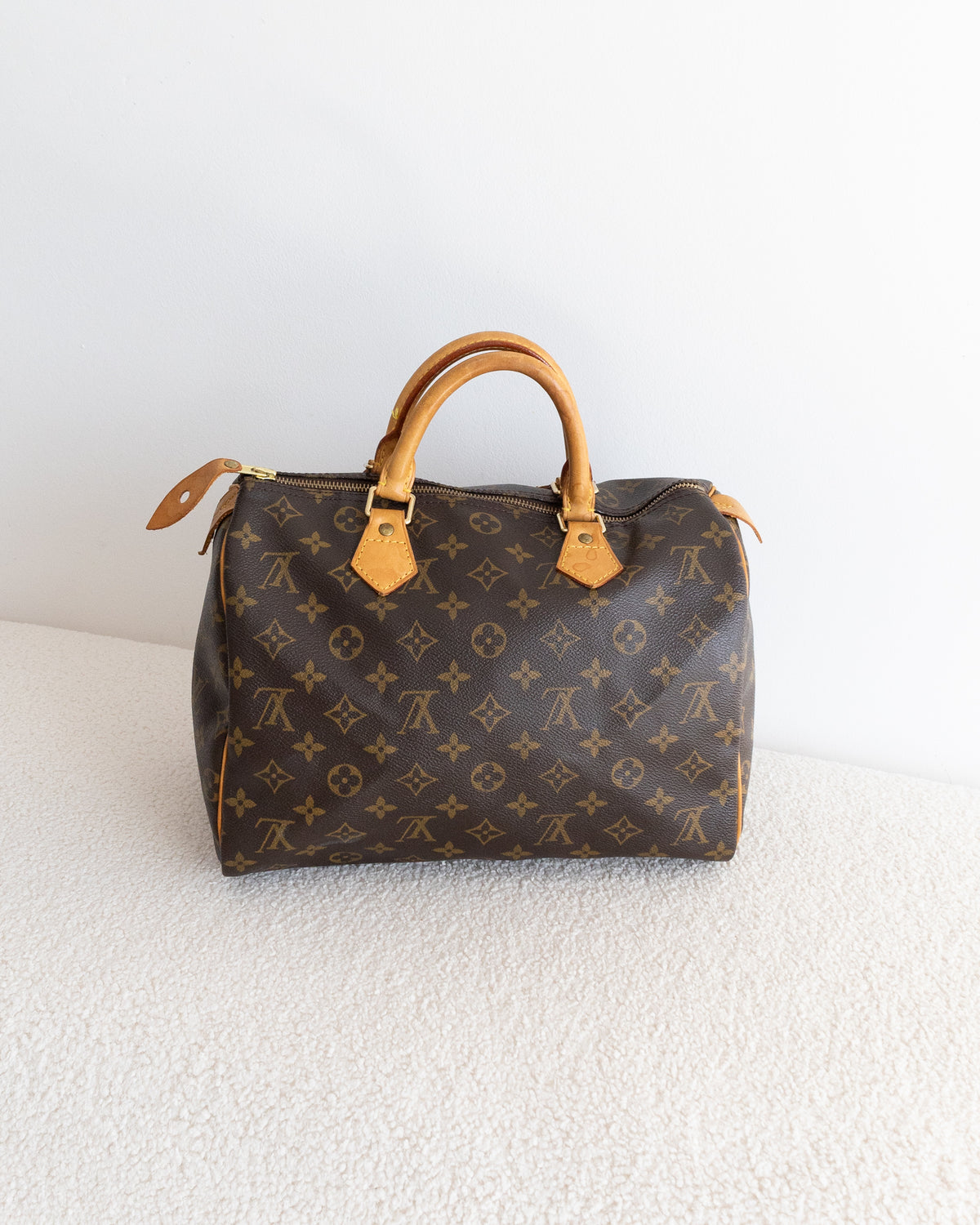 LOUIS VUITTON Speedy 30