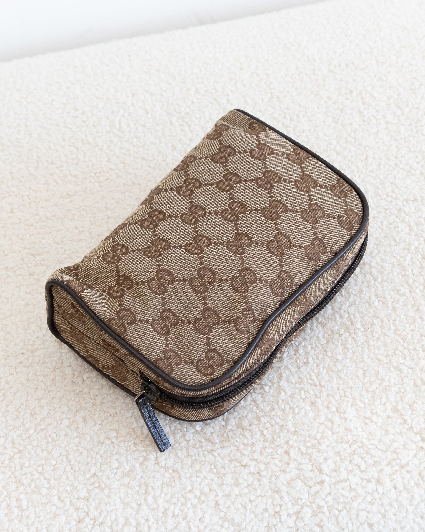 GUCCI Pouch
