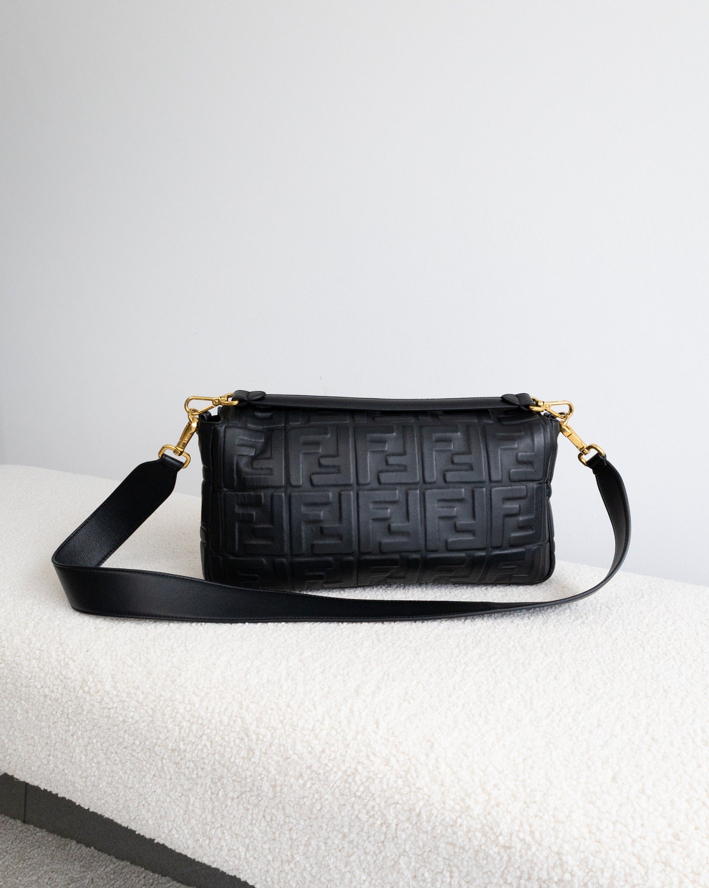 FENDI FF Baguette