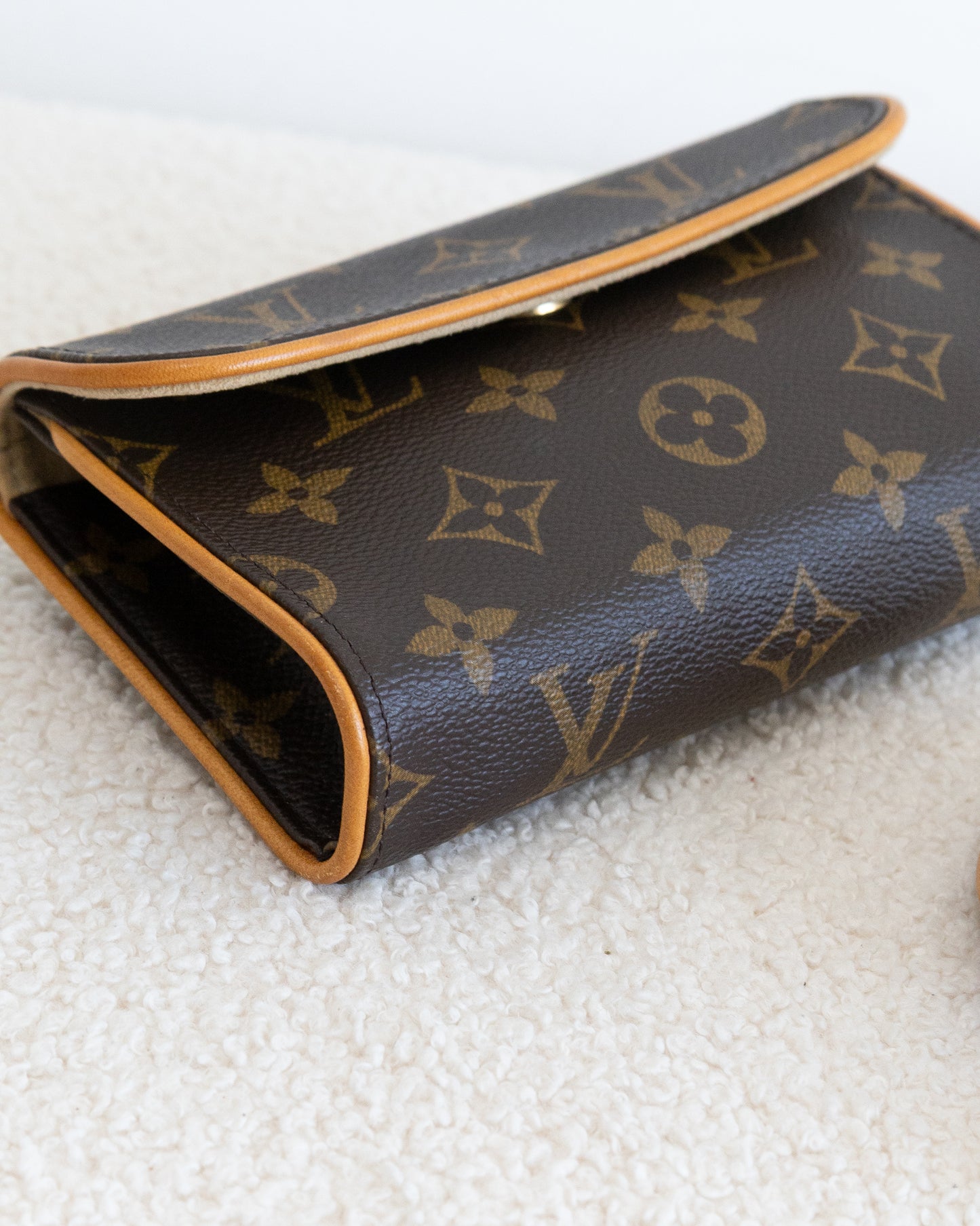 LOUIS VUITTON Florentine Belt Bag
