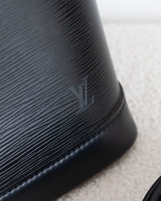 LOUIS VUITTON Alma PM