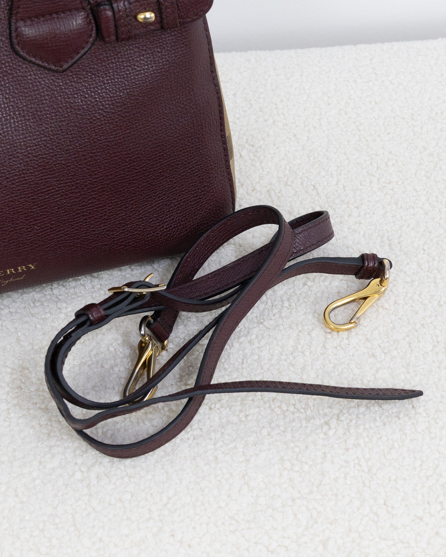 BURBERRY Banner Small