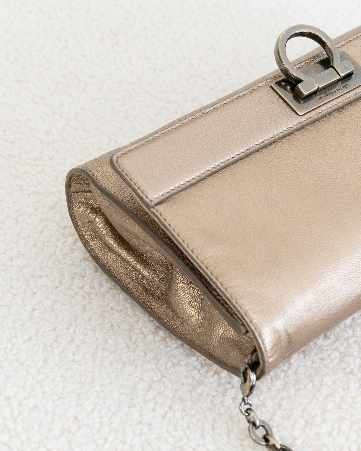 SALVATORE Ferragamo Gancini