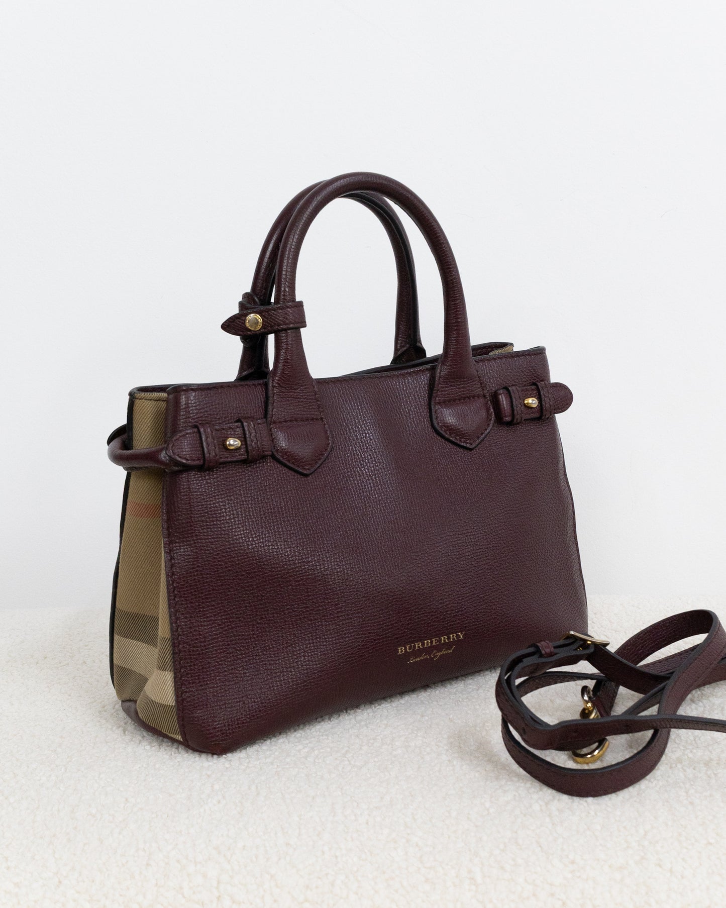 BURBERRY Banner Small