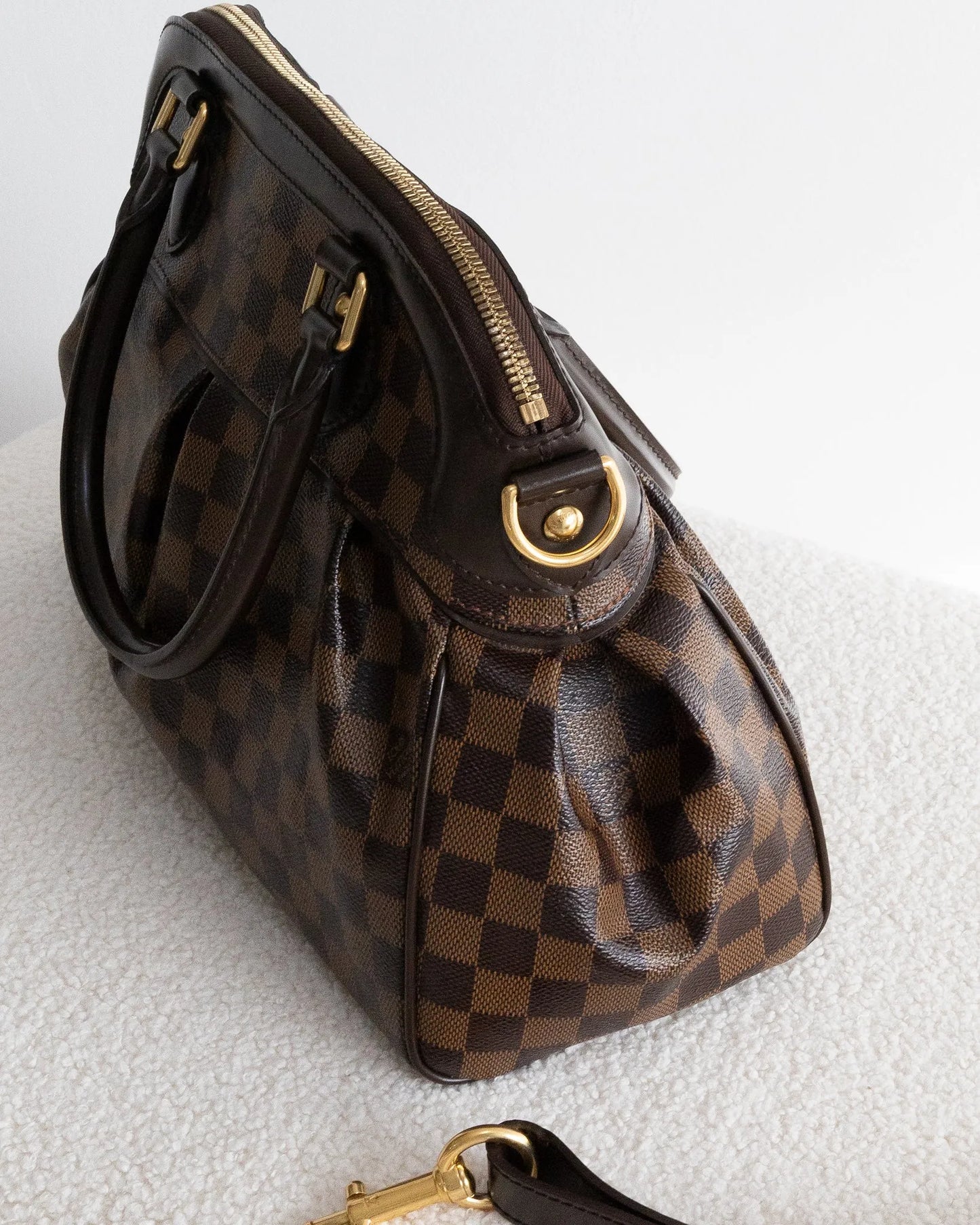 LOUIS VUITTON Trevi PM