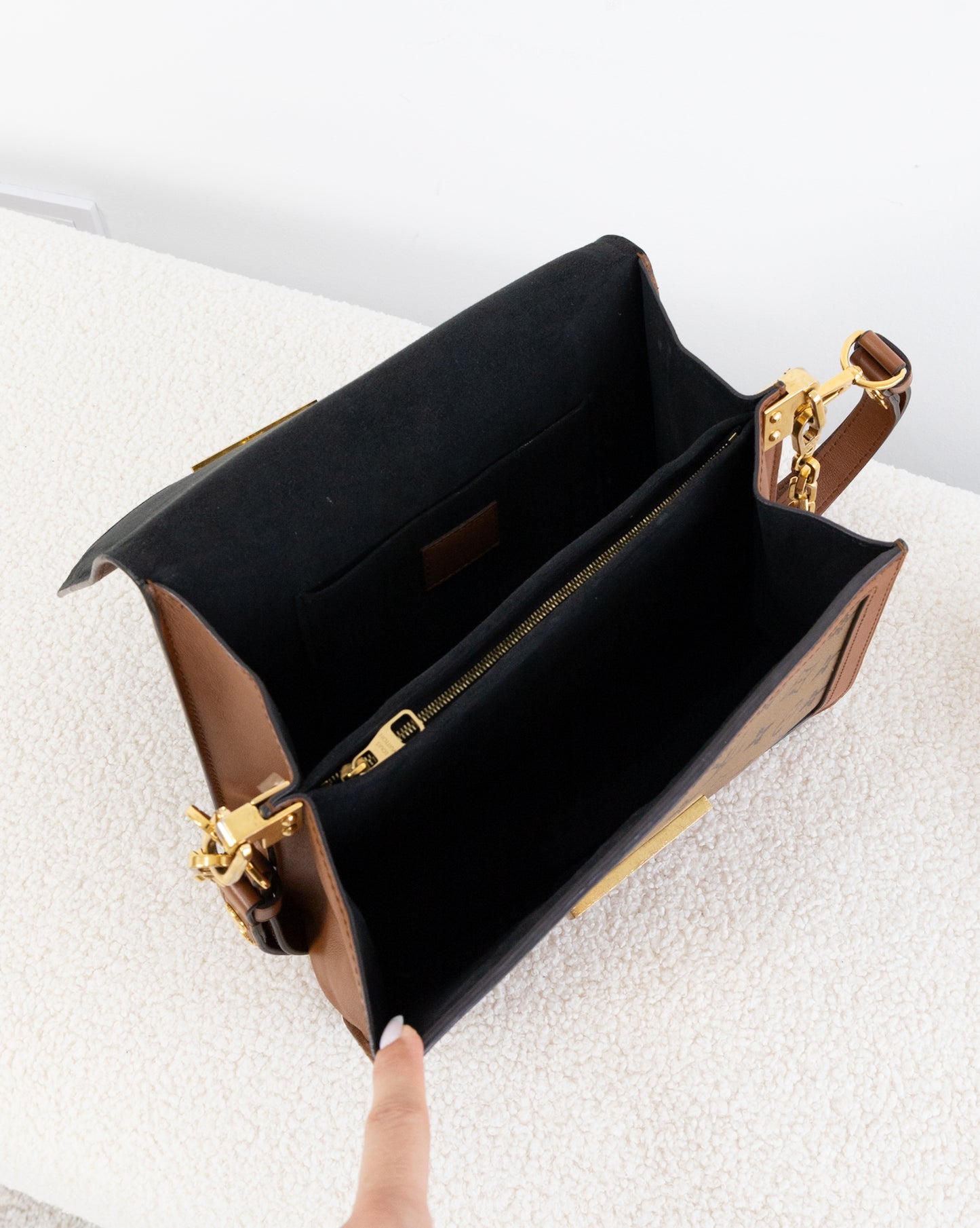 LOUIS VUITTON Dauphine MM