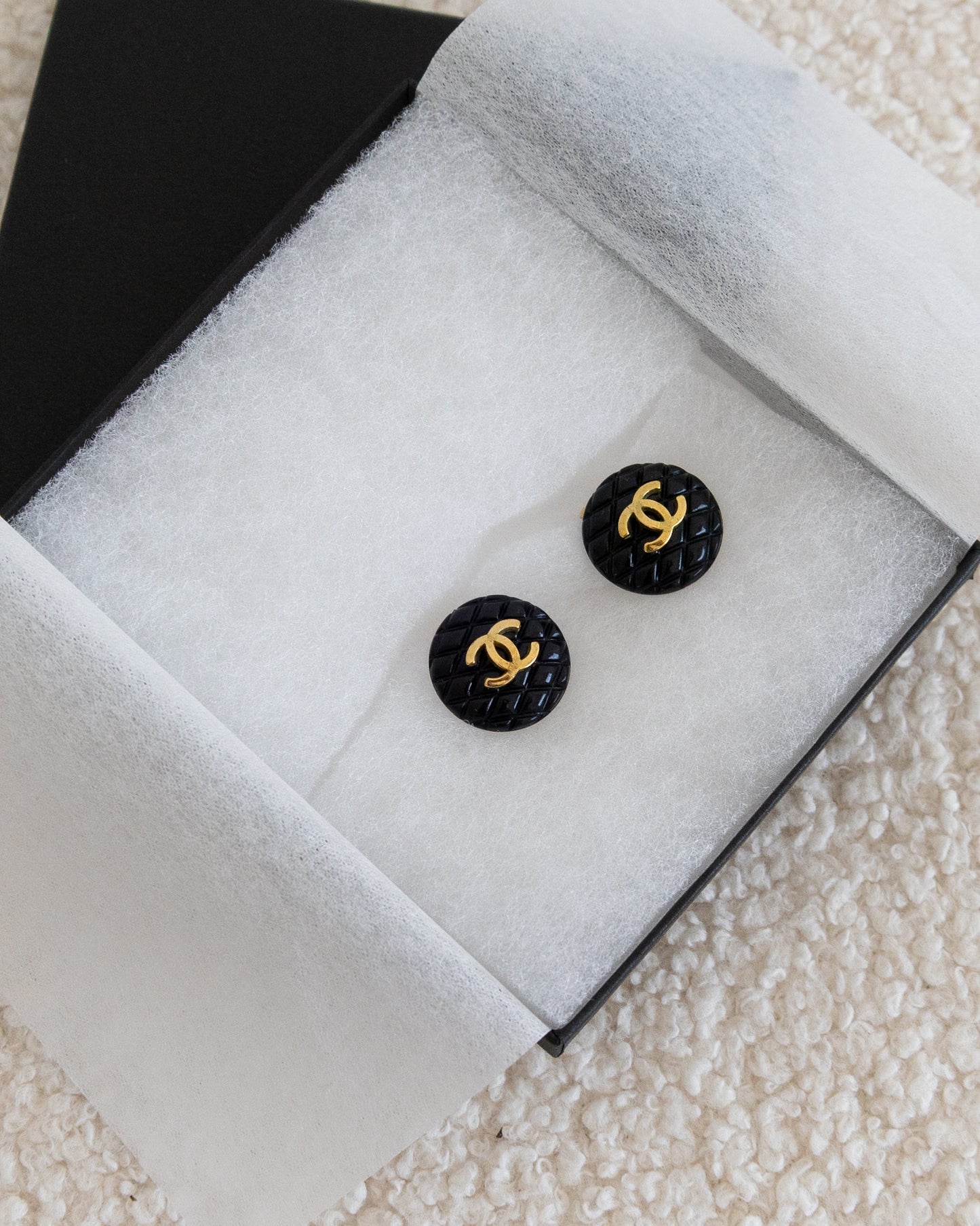 CHANEL CC Resin Earrings