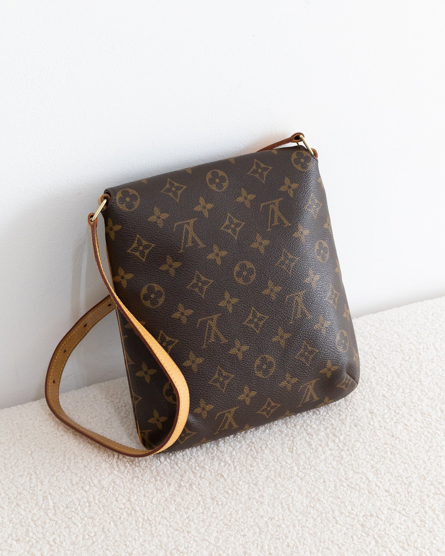LOUIS VUITTON Musette Salsa PM