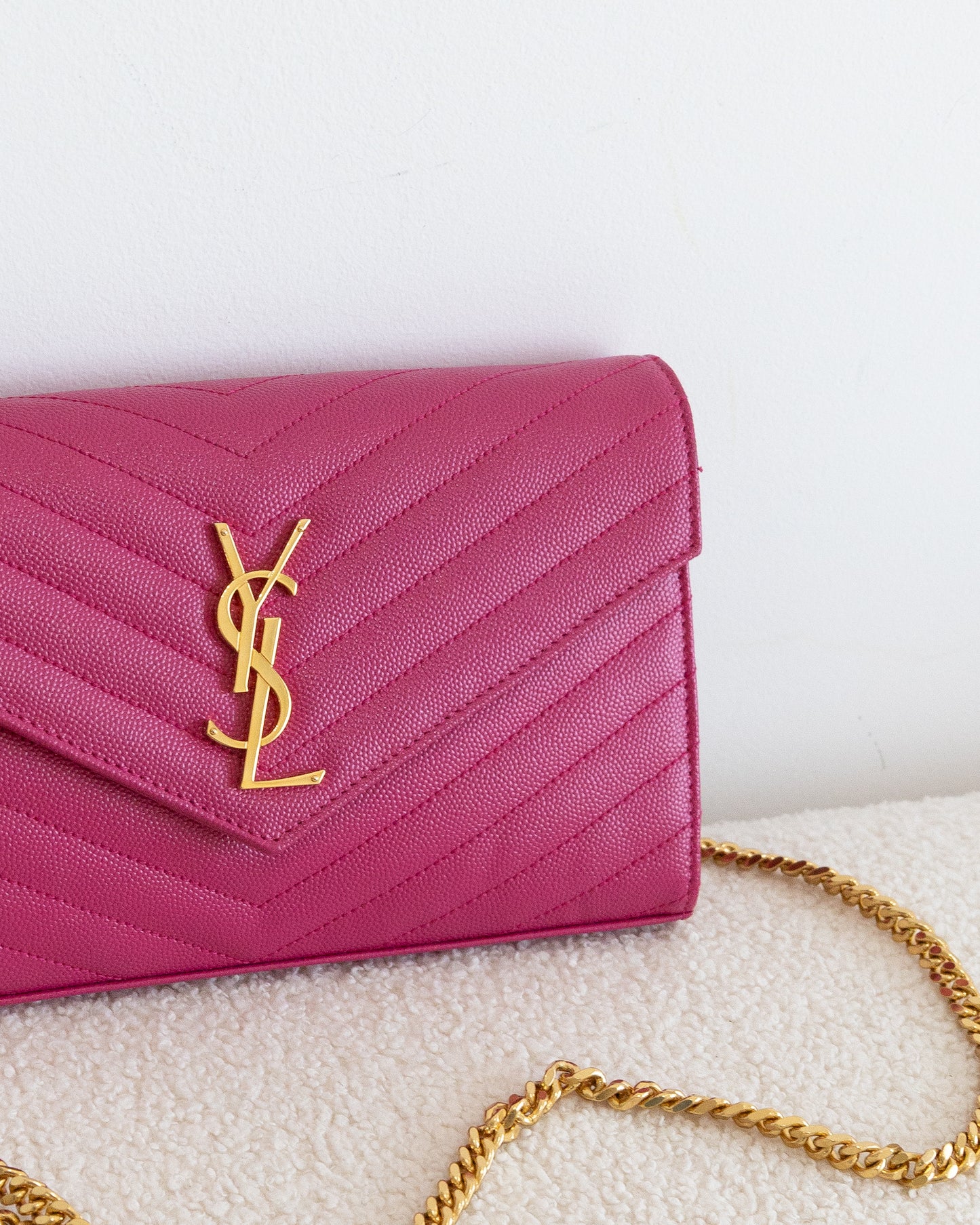 SAINT LAURENT Cassandre WOC
