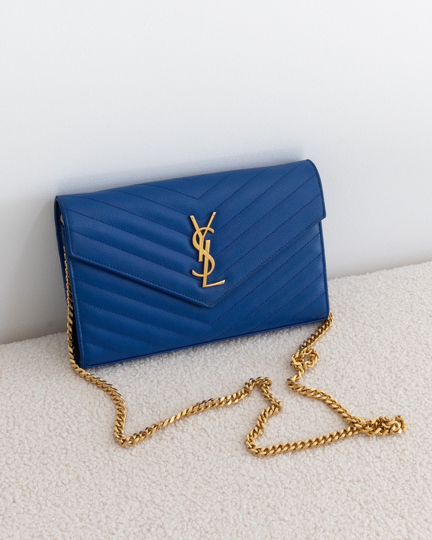SAINT LAURENT Cassandre WOC