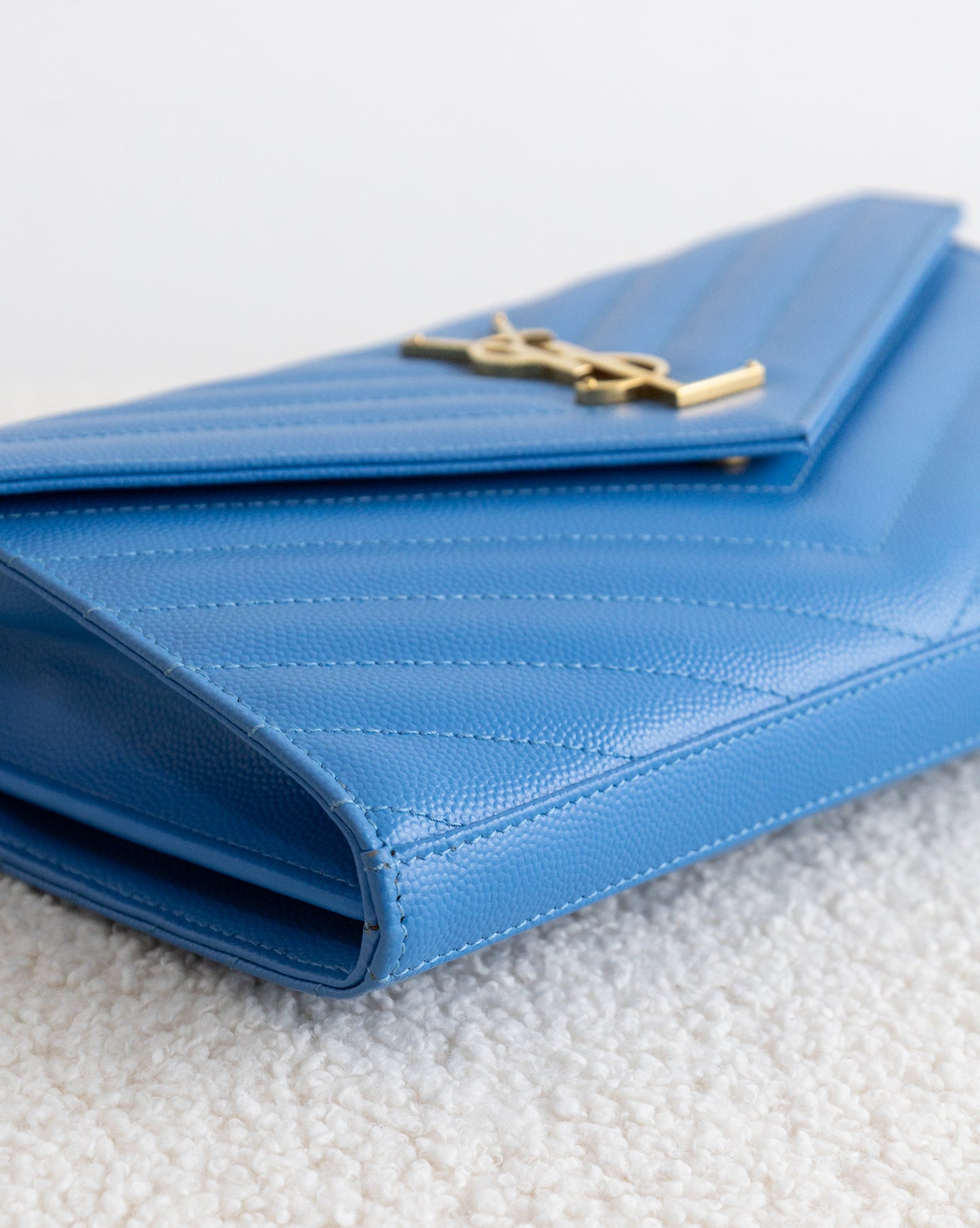 SAINT LAURENT Cassandre WOC