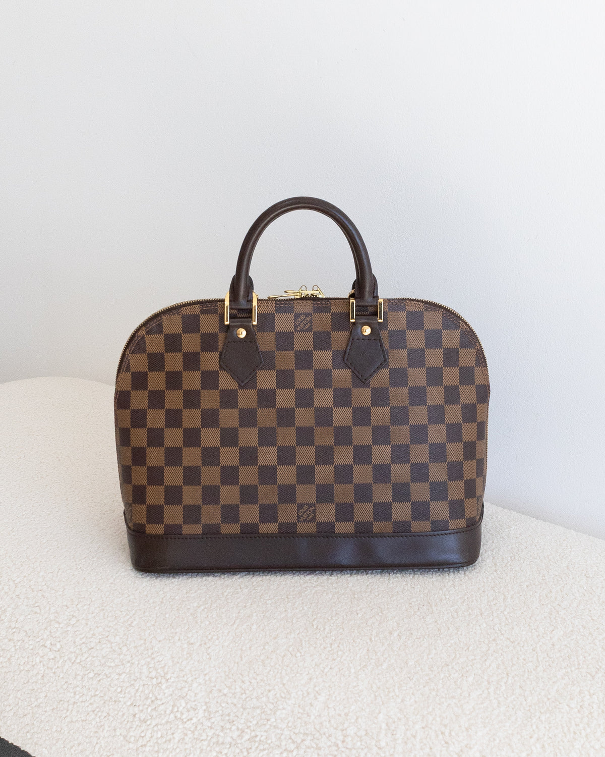 LOUIS VUITTON Alma PM