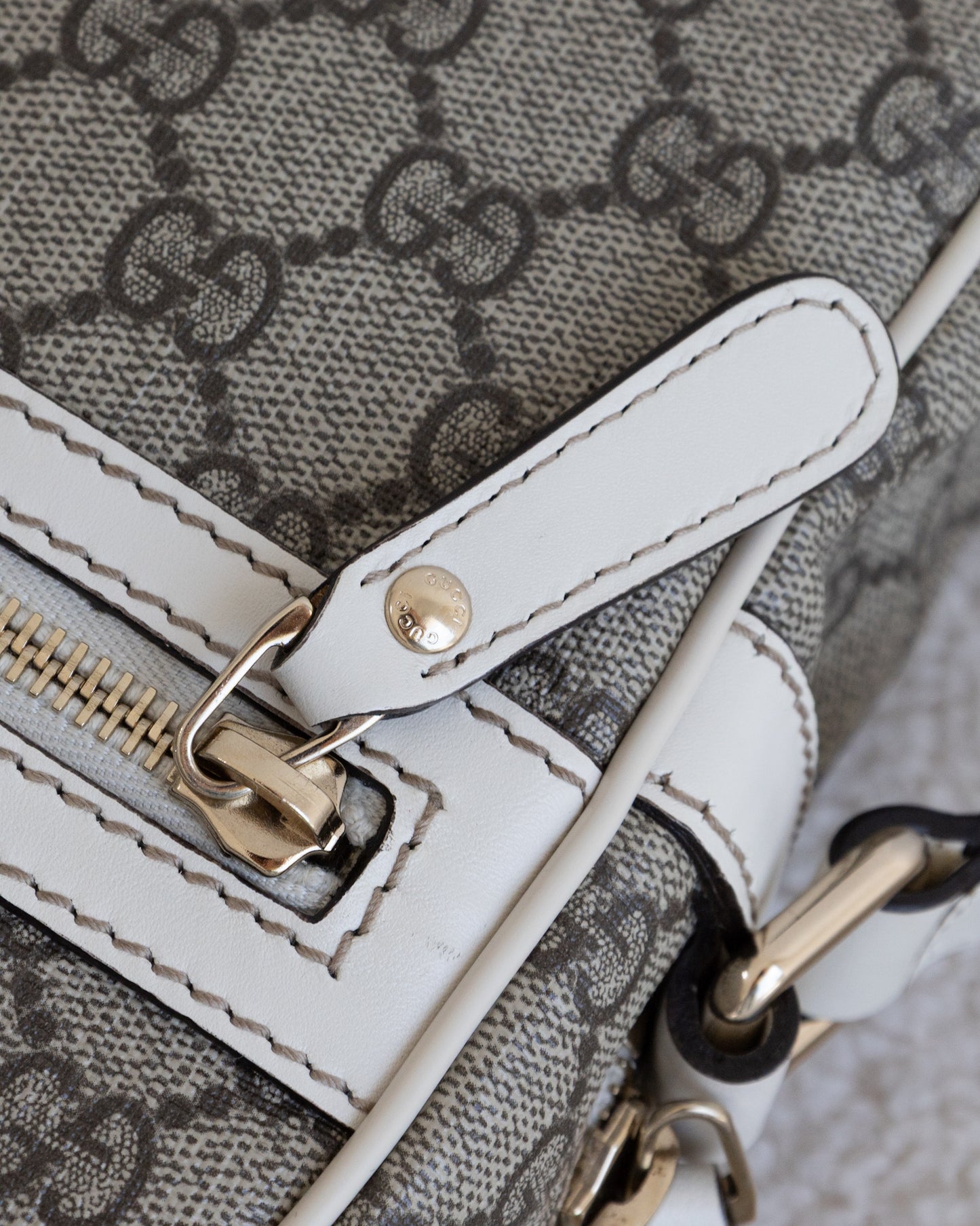 GUCCI GG Crossbody