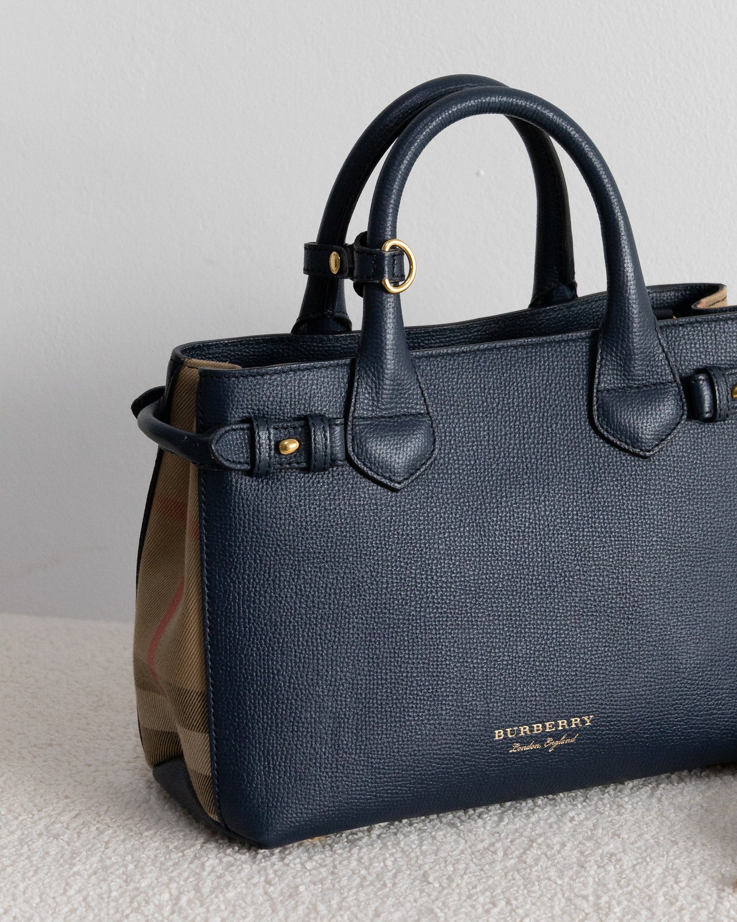 BURBERRY Banner Small