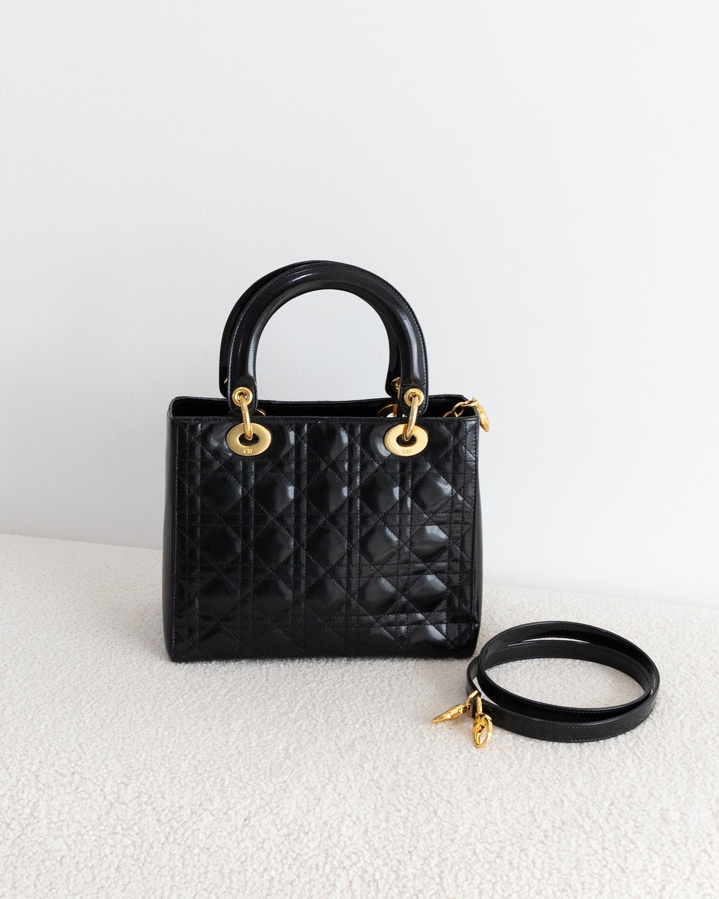 CHRISTIAN DIOR Medium Lady Dior