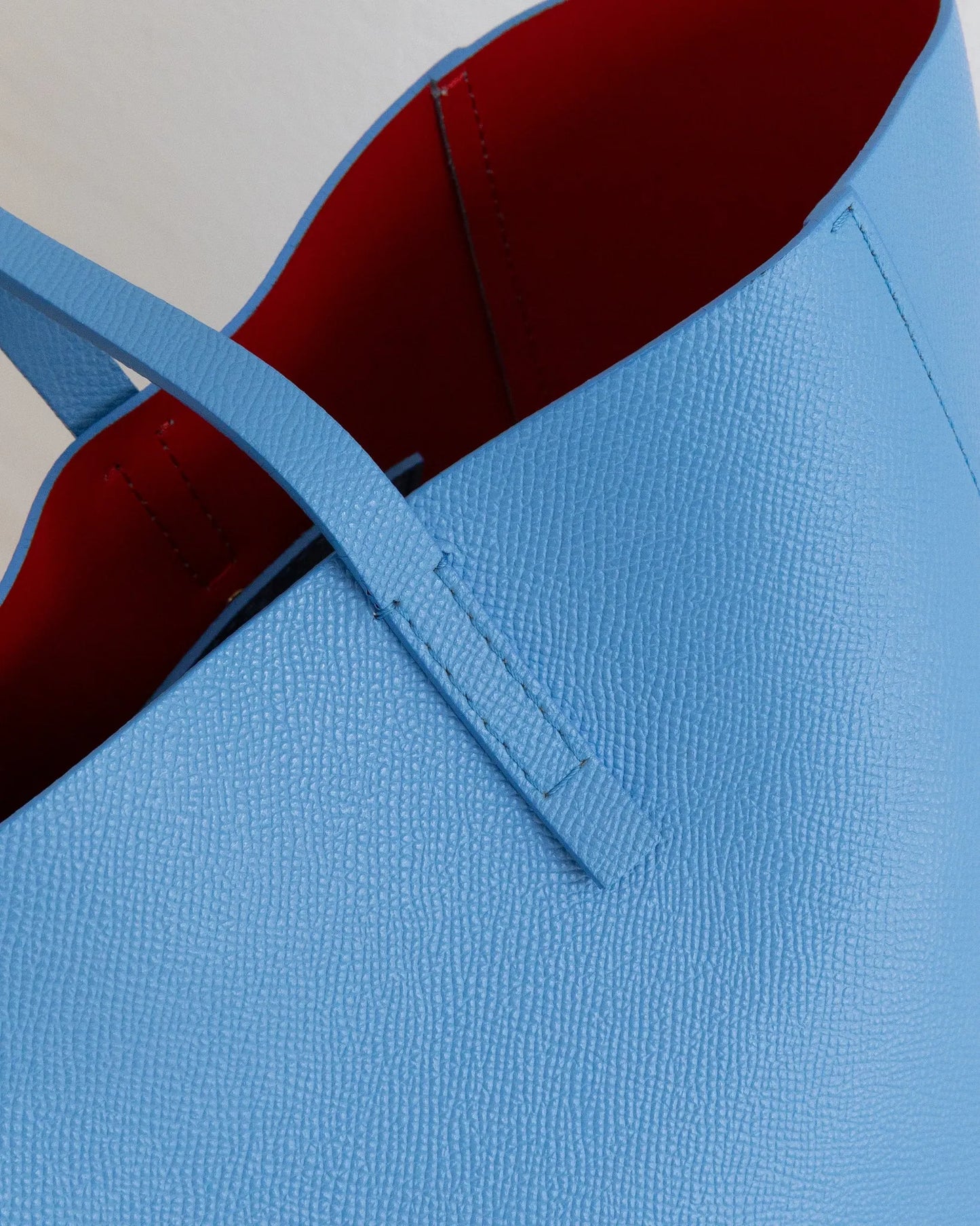 CAROLINA HERRERA Tote