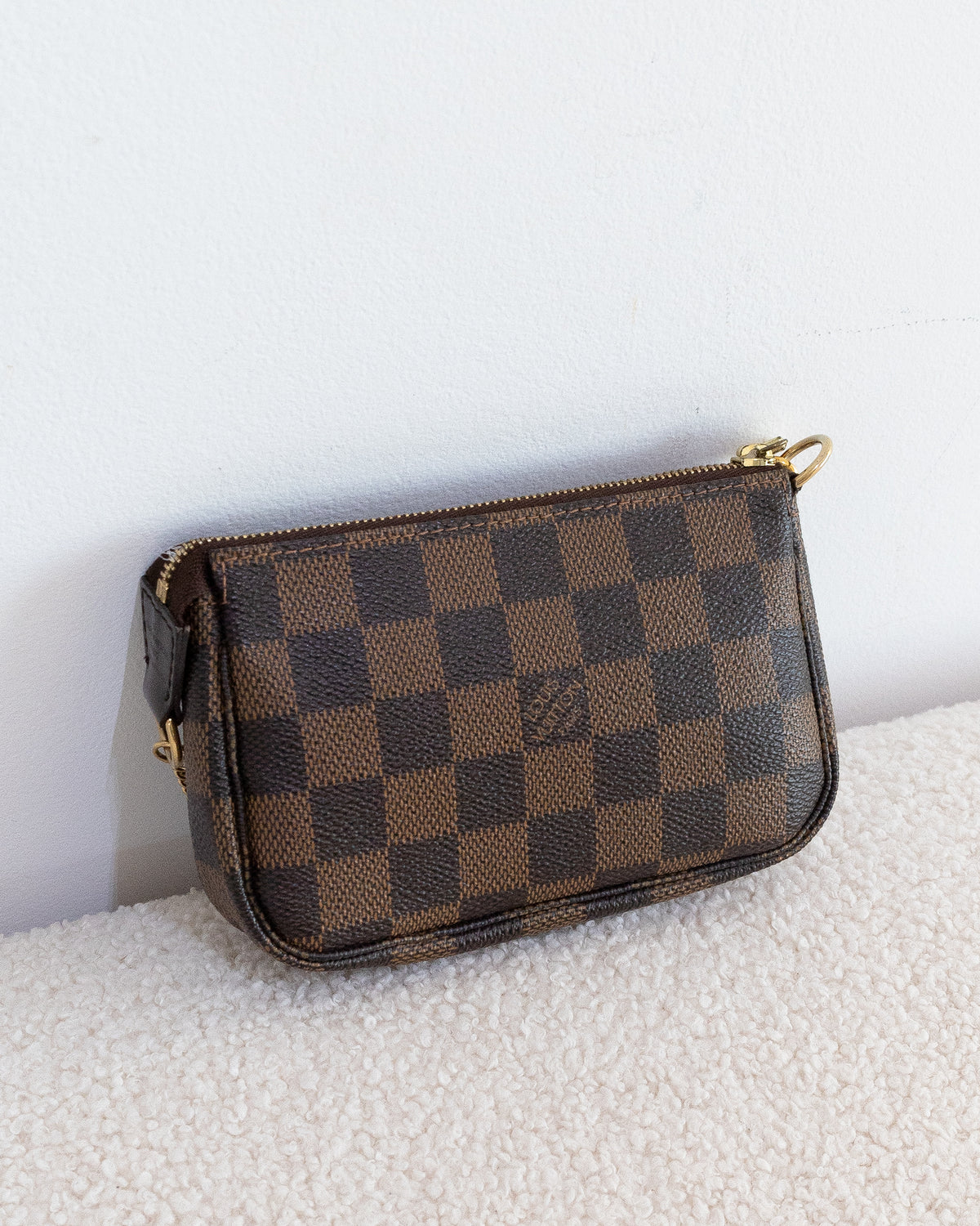 LOUIS VUITTON Mini Pochette Accessoires