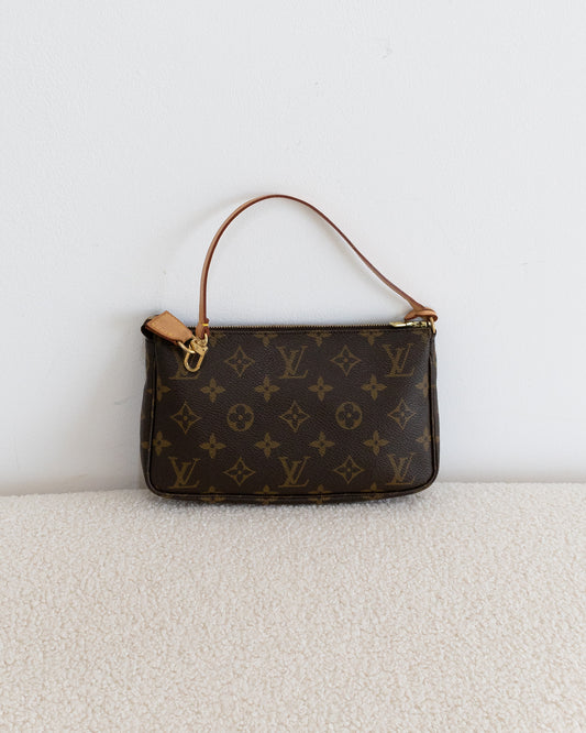 LOUIS VUITTON Pochette Accessoires