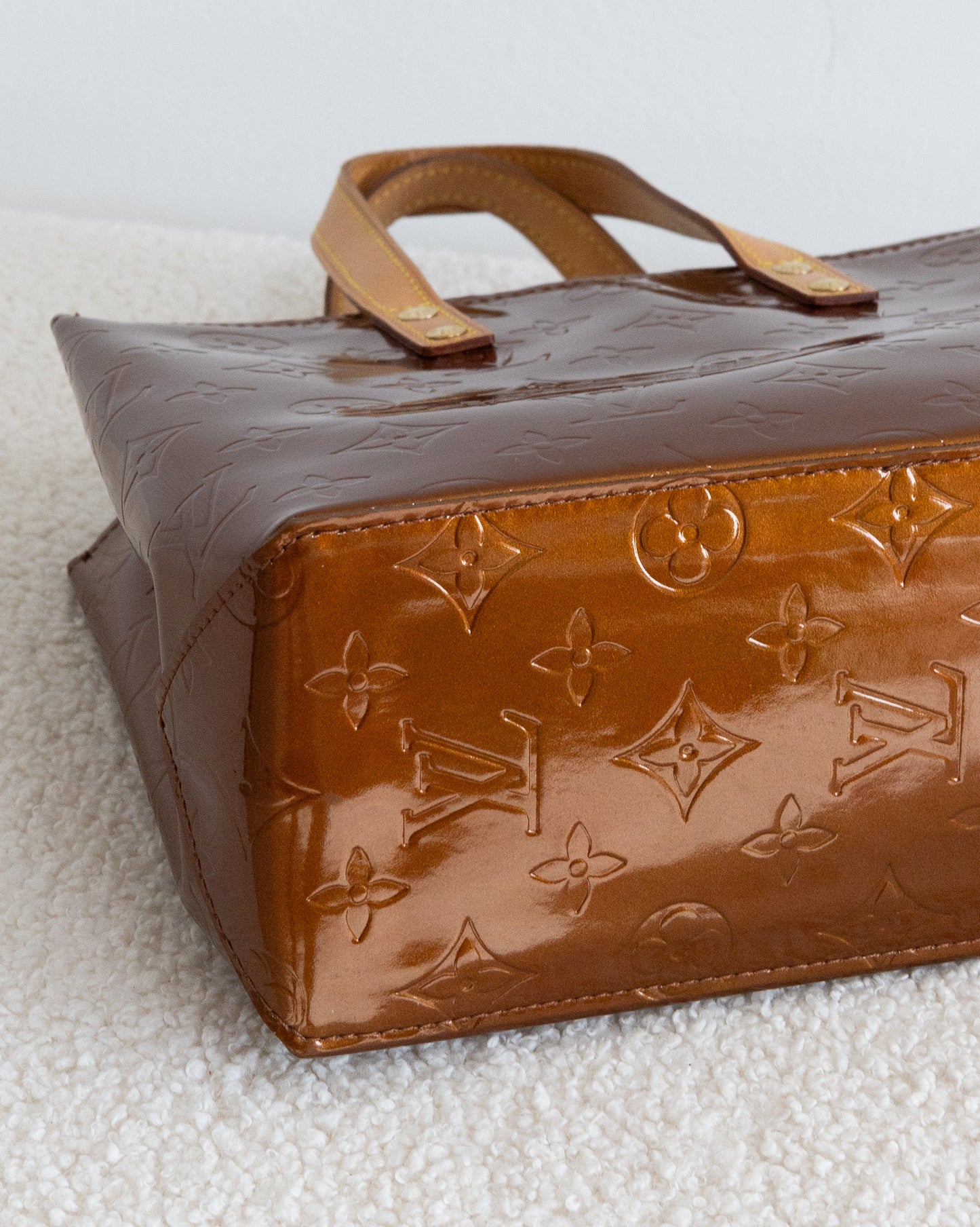 LOUIS VUITTON Reade PM