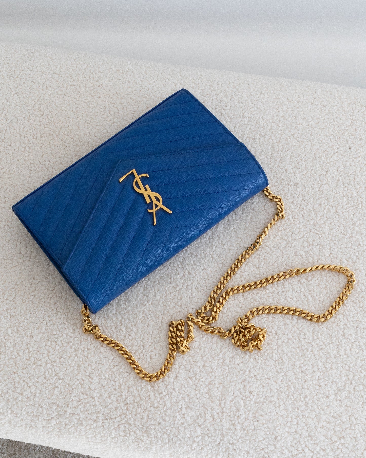 SAINT LAURENT Cassandre WOC