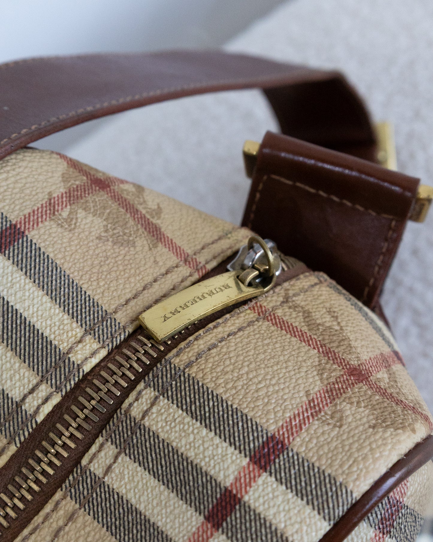 BURBERRY Large Messanger