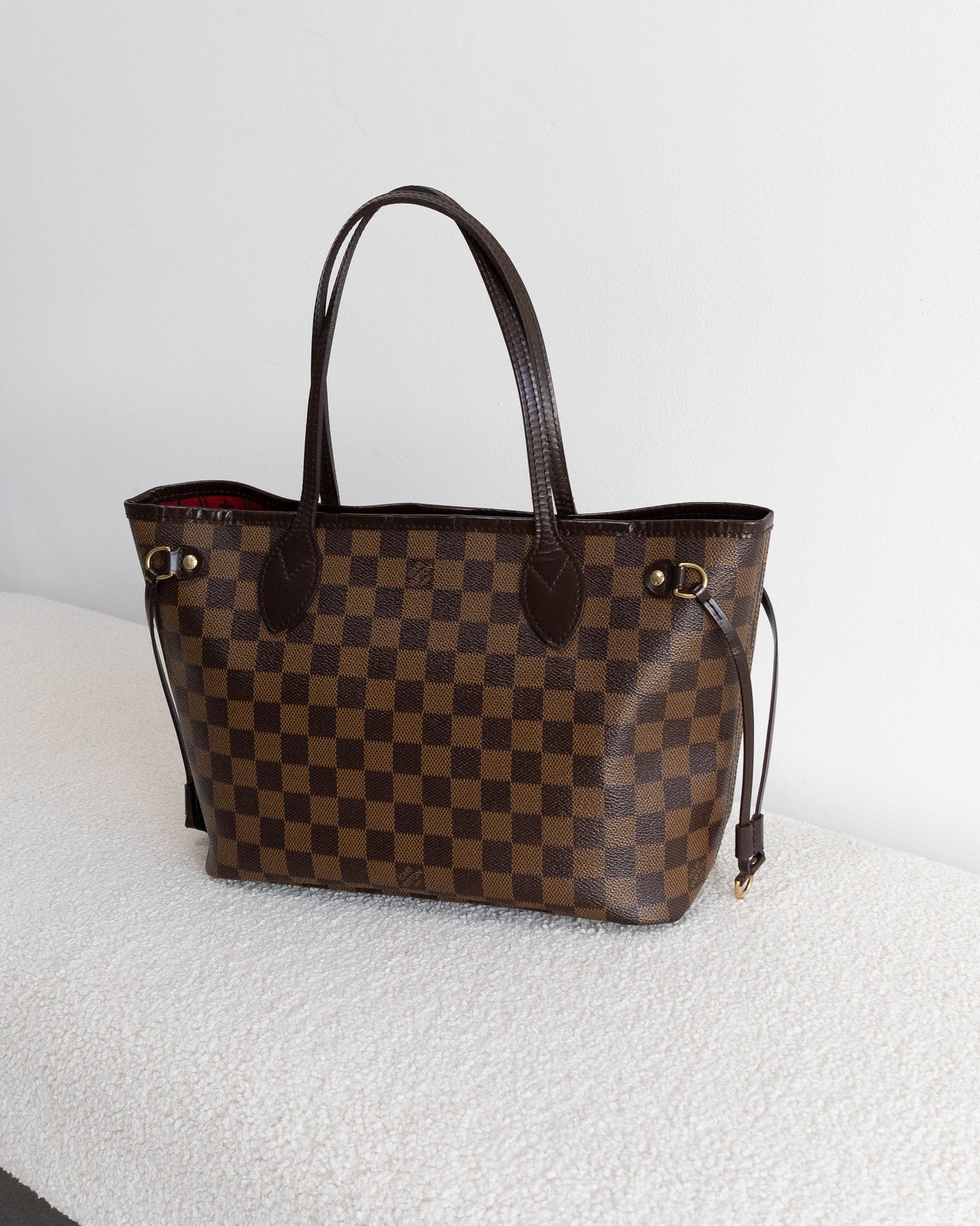 LOUIS VUITTON Neverfull PM