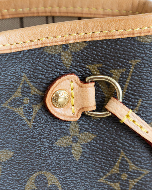LOUIS VUITTON Neverfull PM
