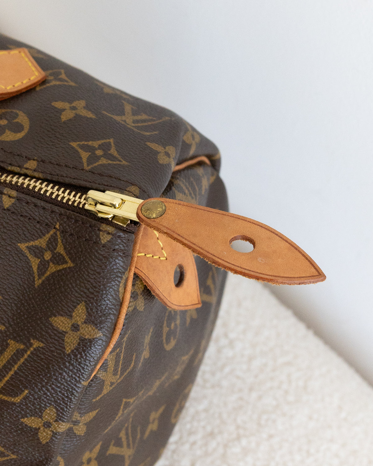 LOUIS VUITTON Speedy 30