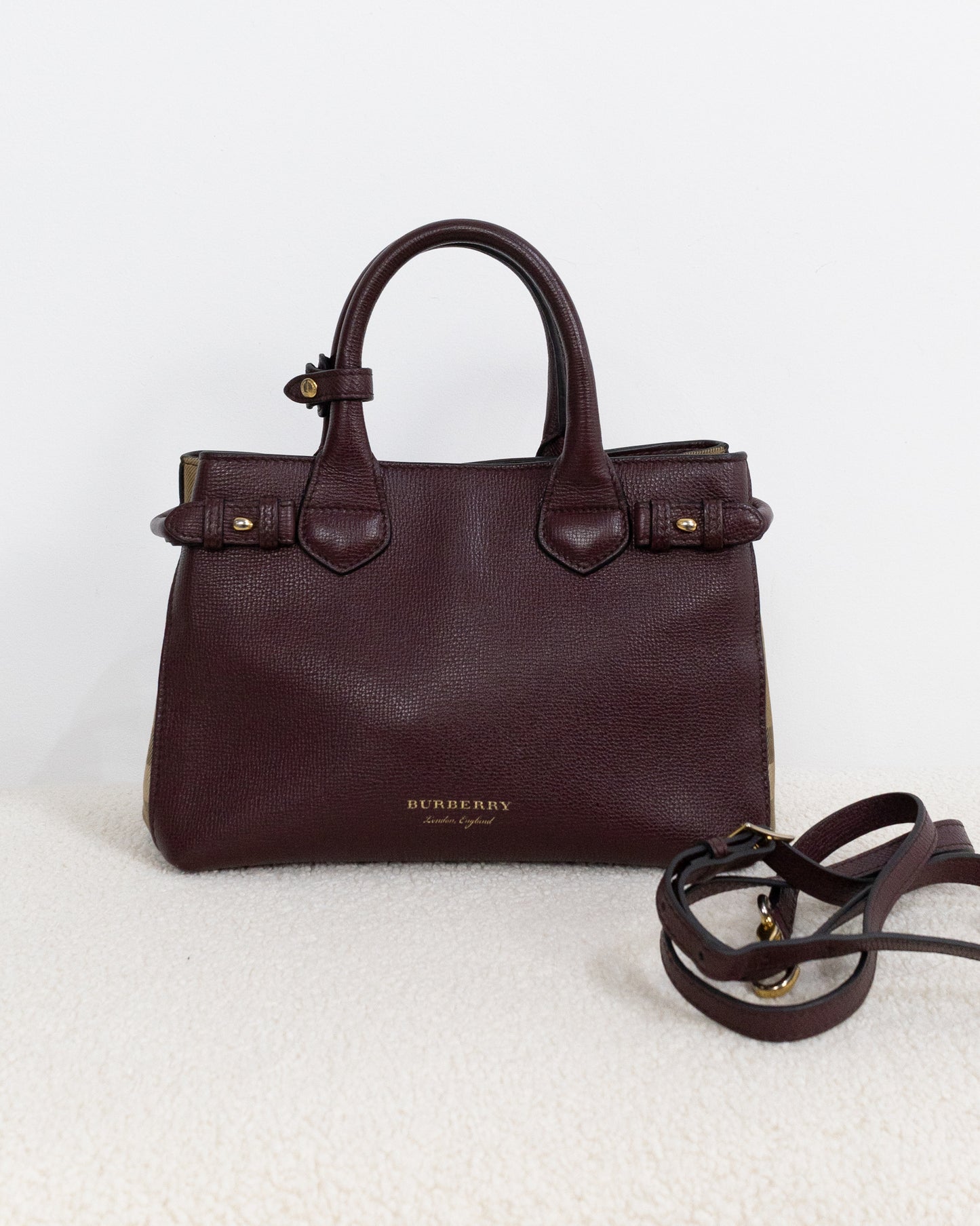 BURBERRY Banner Small