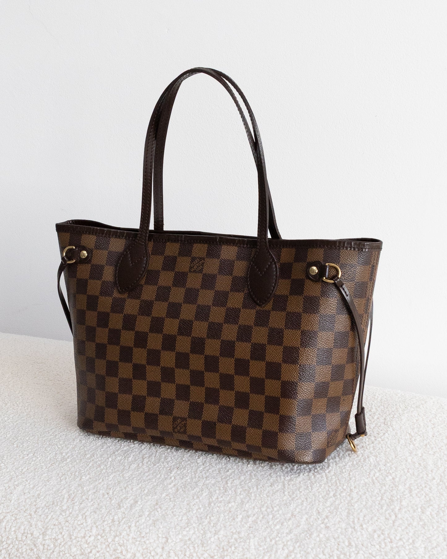 LOUIS VUITTON Neverfull PM