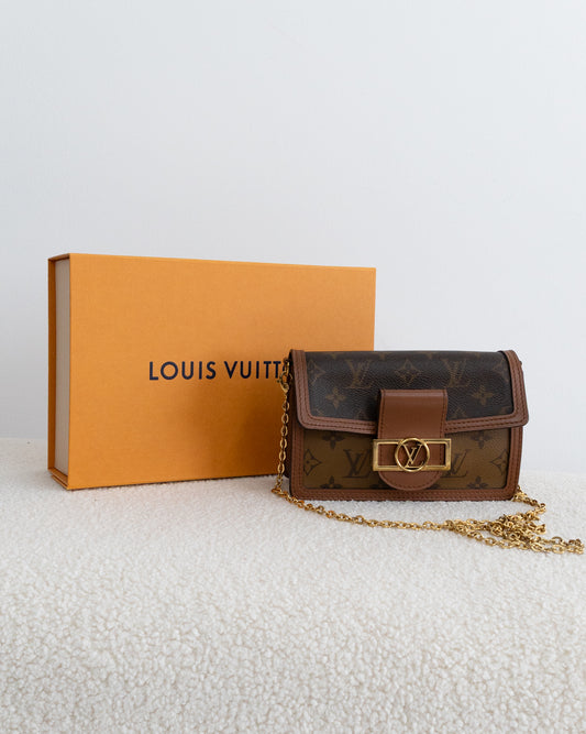 LOUIS VUITTON Dauphine WOC