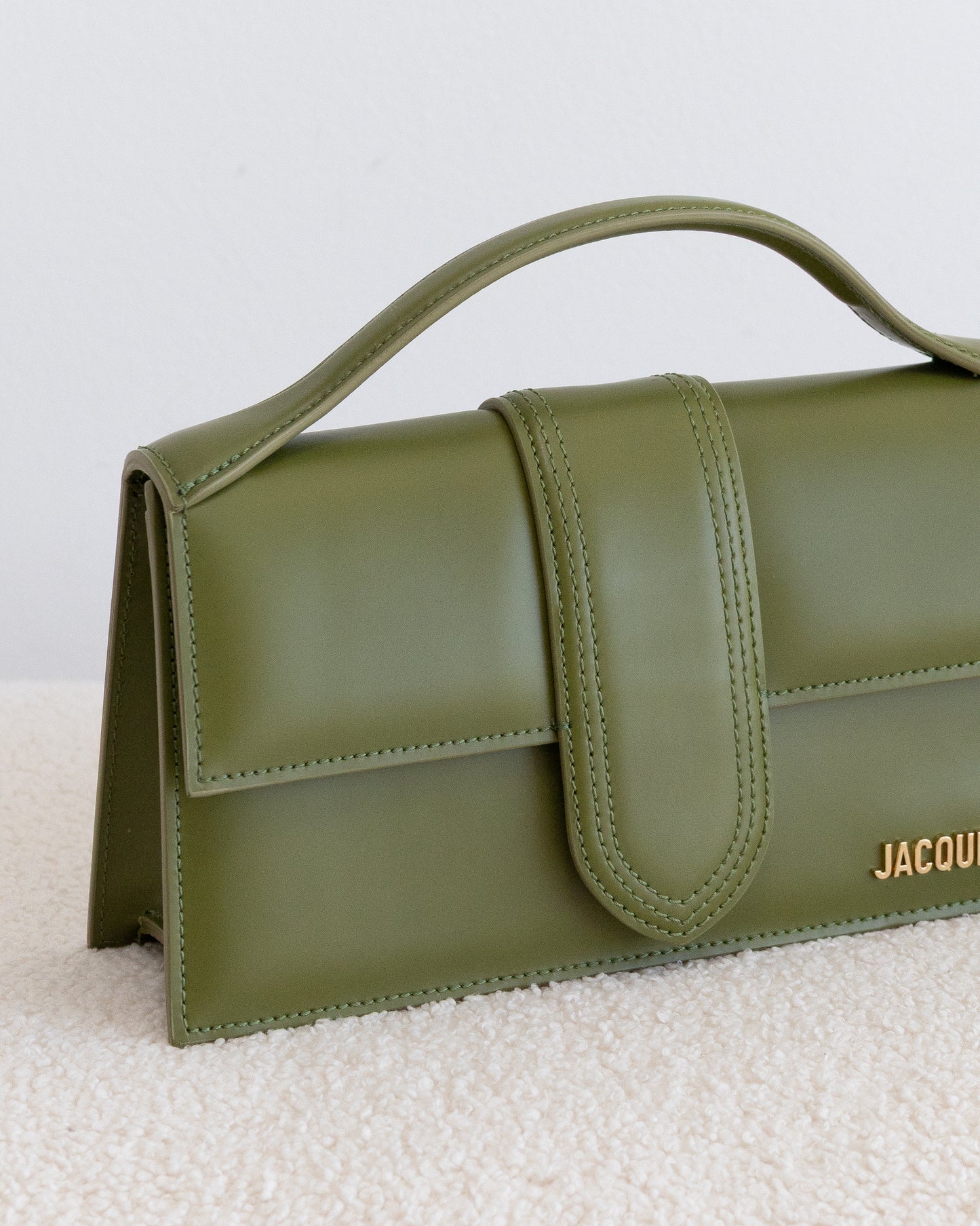 JACQUEMUS Le Bambino