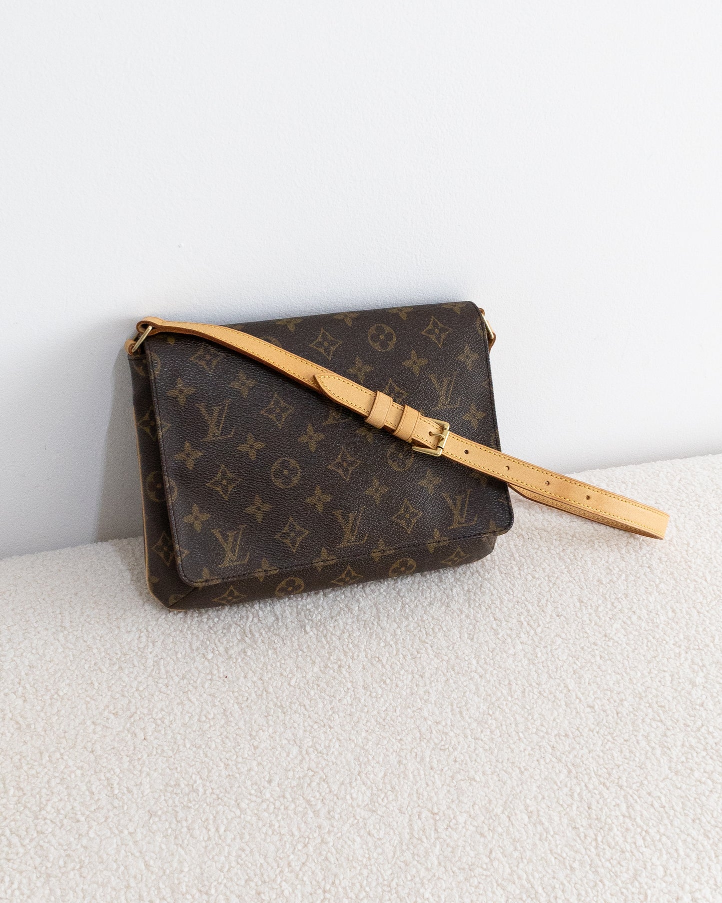 LOUIS VUITTON Musette Tango