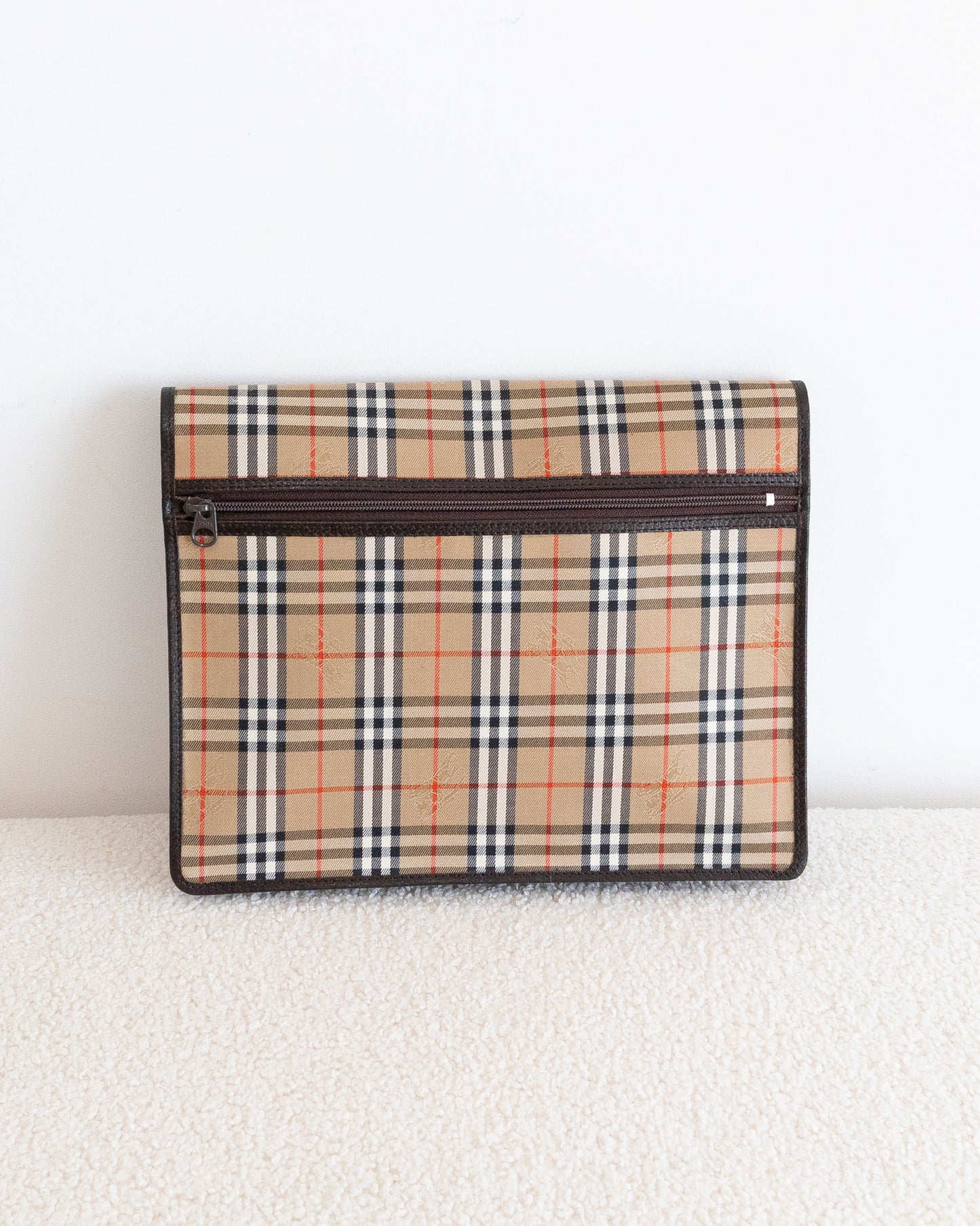 BURBERRY Envelope Clutch