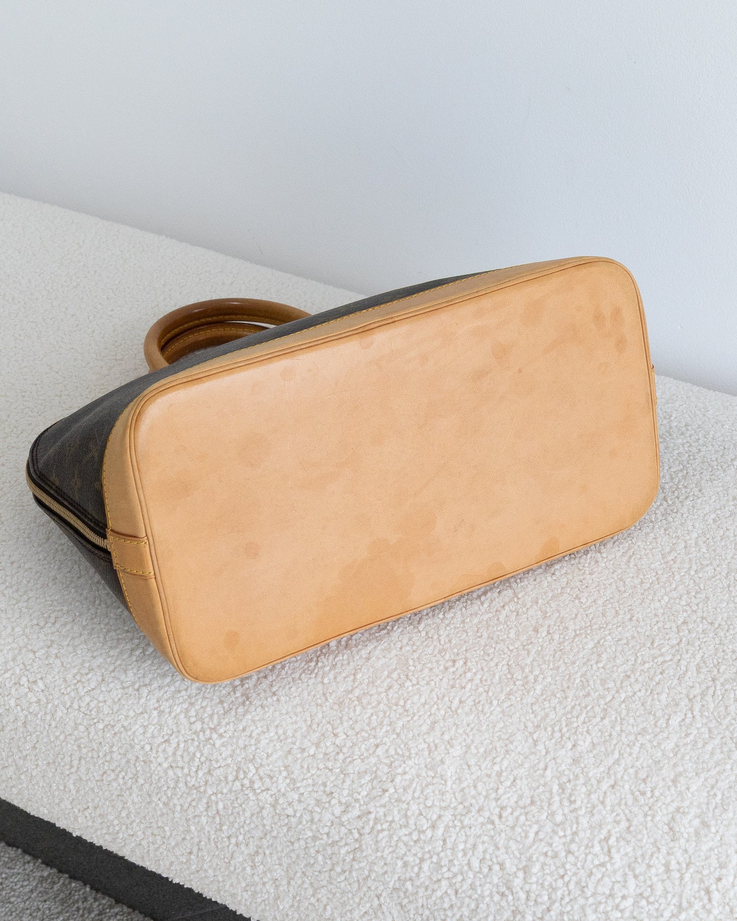 LOUIS VUITTON Alma PM