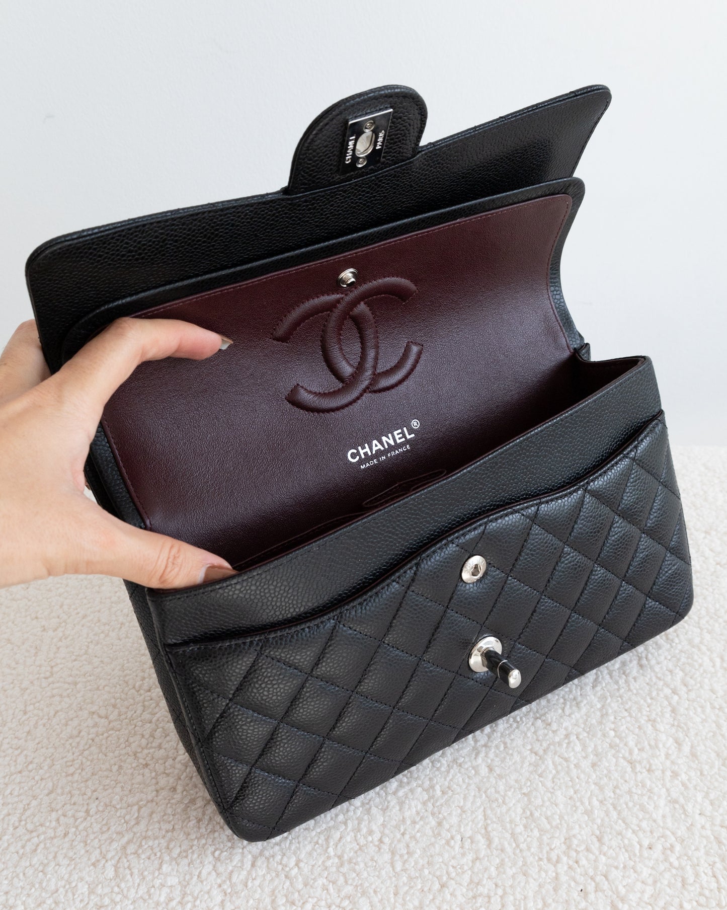 CHANEL Classic Double Flap Médium